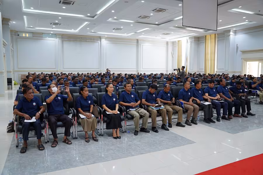 ឯកឧត្តម អ៊ុំ សុខ អញ្ជើញបើកវគ្គបណ្តុះបណ្តាលស្តីពីការងាររដ្ឋបាល និងការងារបេឡាមរណសង្គ្រោះ ជូន អ.ន.ក.ខេត្តព្រៃវែង - Image 2
