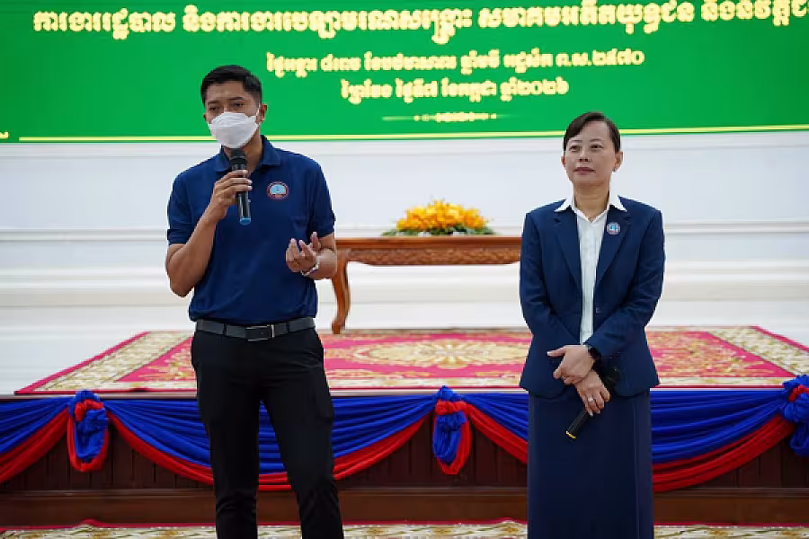 ឯកឧត្តម អ៊ុំ សុខ អញ្ជើញបើកវគ្គបណ្តុះបណ្តាលស្តីពីការងាររដ្ឋបាល និងការងារបេឡាមរណសង្គ្រោះ ជូន អ.ន.ក.ខេត្តព្រៃវែង - Image 12