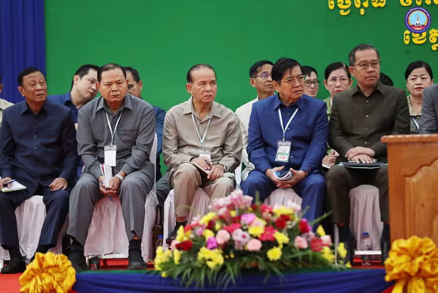 សម្តេចអគ្គមហាសេនាបតីតេជោ ហ៊ុន សែន អញ្ជើញជាអធិបតីដ៏ខ្ពង់ខ្ពស់ក្នុងពិធីសំណេះសំណាល ជាមួយក្រុមប្រឹក្សា ខេត្តខេត្តរតនគិរី - Image 7