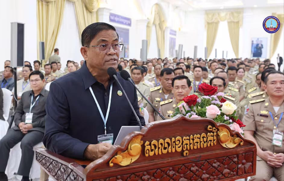 សម្តេចអគ្គមហាសេនាបតីតេជោ ហ៊ុន សែន អញ្ជើញជាអធិបតីដ៏ខ្ពង់ខ្ពស់ក្នុងពិធីសំណេះសំណាល ជាមួយក្រុមប្រឹក្សា ខេត្តខេត្តរតនគិរី - Image 13