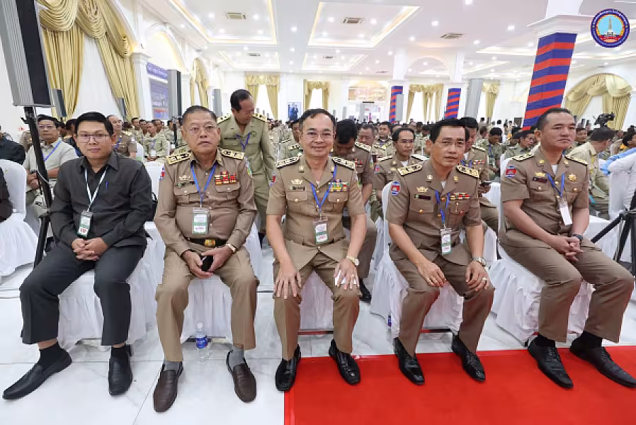 សម្តេចអគ្គមហាសេនាបតីតេជោ ហ៊ុន សែន អញ្ជើញជាអធិបតីដ៏ខ្ពង់ខ្ពស់ក្នុងពិធីសំណេះសំណាល ជាមួយក្រុមប្រឹក្សា ខេត្តខេត្តរតនគិរី - Image 17