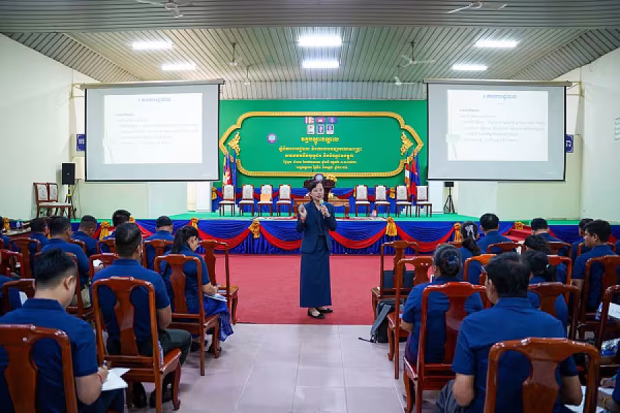 ឯកឧត្តម អ៊ុំ សុខ អញ្ជើញបើកវគ្គបណ្តុះ បណ្តាលស្តីពីការងាររដ្ឋបាល និងការងារបេឡាមរណសង្គ្រោះ ជូន អ.ន.ក.ខេត្តកណ្តាល - Image 10