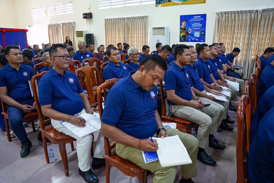 ឯកឧត្តម អ៊ុំ សុខ អញ្ជើញបើកវគ្គបណ្តុះ បណ្តាលស្តីពីការងាររដ្ឋបាល និងការងារបេឡាមរណសង្គ្រោះ ជូន អ.ន.ក.ខេត្តកណ្តាល - Image 17