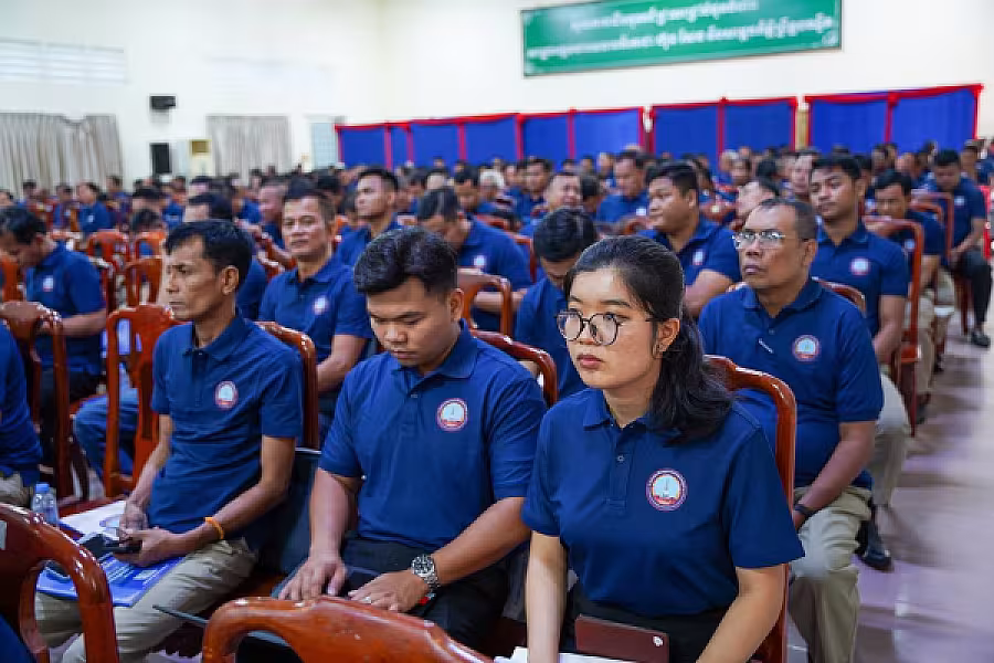 ឯកឧត្តម អ៊ុំ សុខ អញ្ជើញបើកវគ្គបណ្តុះ បណ្តាលស្តីពីការងាររដ្ឋបាល និងការងារបេឡាមរណសង្គ្រោះ ជូន អ.ន.ក.ខេត្តកណ្តាល - Image 24